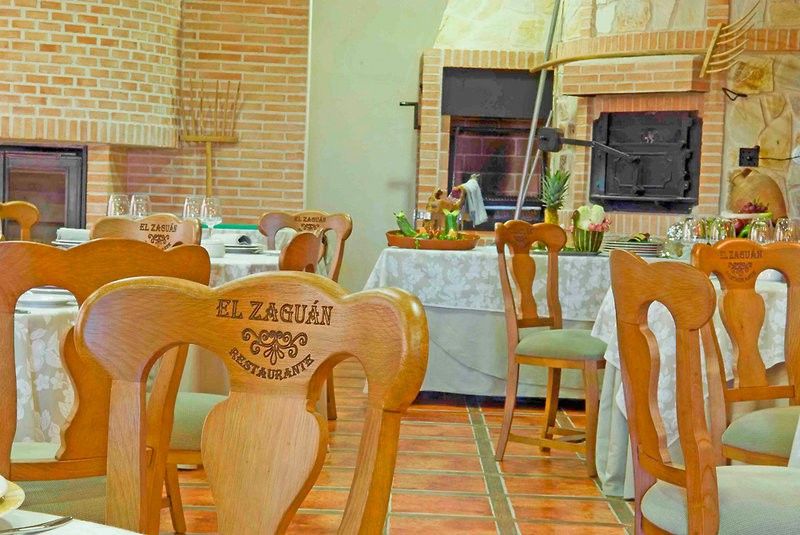 Hotel Comendador Carranque Luaran gambar